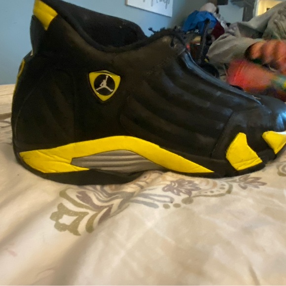 COPY - JORDAN LIGHTENING 14s SIZE 12 - Picture 7 of 7